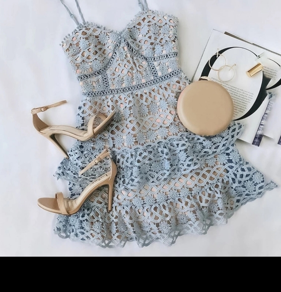 Dresses & Skirts - Crochet ruffled nude lined mini dress